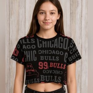 NWT NBA Chicago Bulls Crop Tee